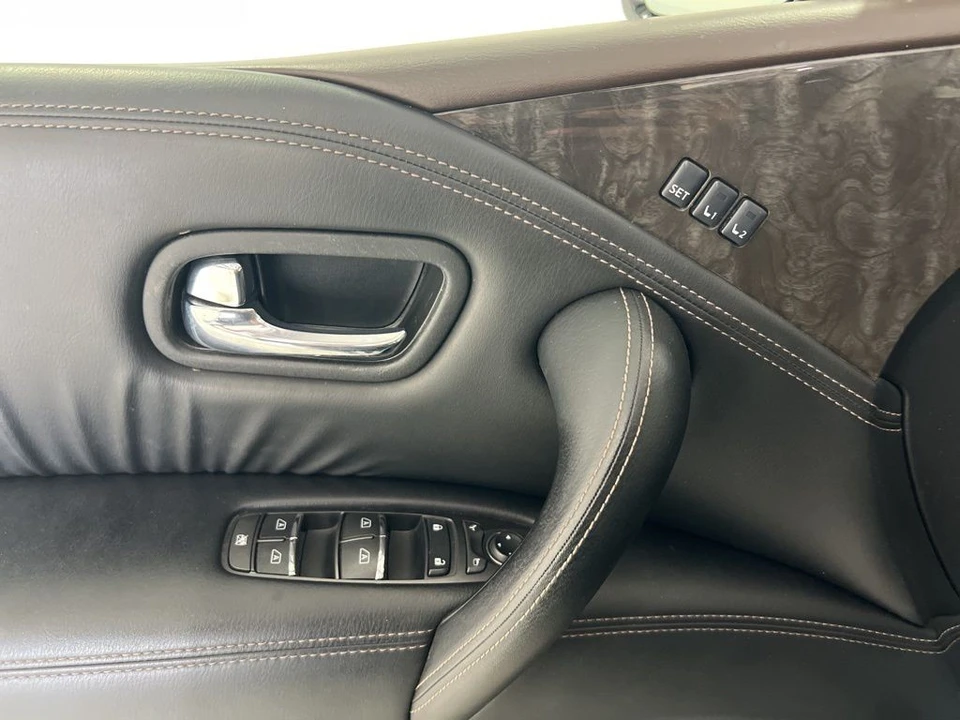 2023 Nissan Armada - Image 20 of 21