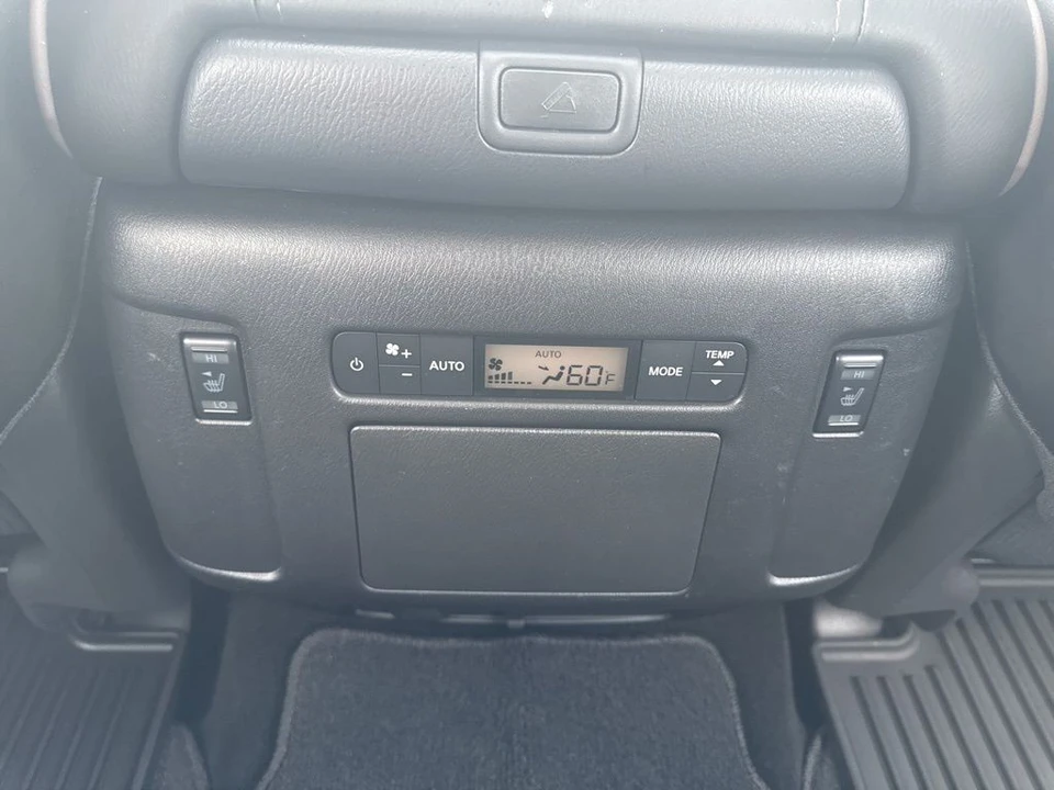 2023 Nissan Armada - Image 16 of 21