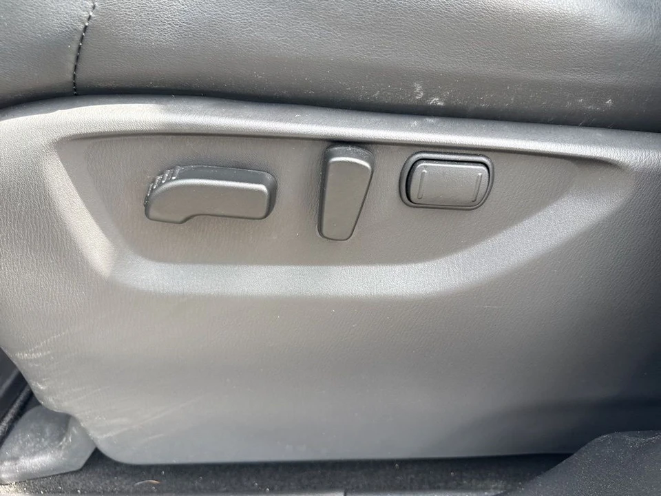 2023 Nissan Armada - Image 11 of 21