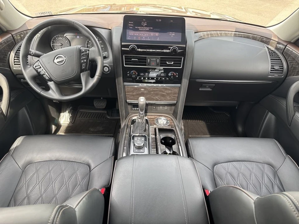2023 Nissan Armada - Image 17 of 21