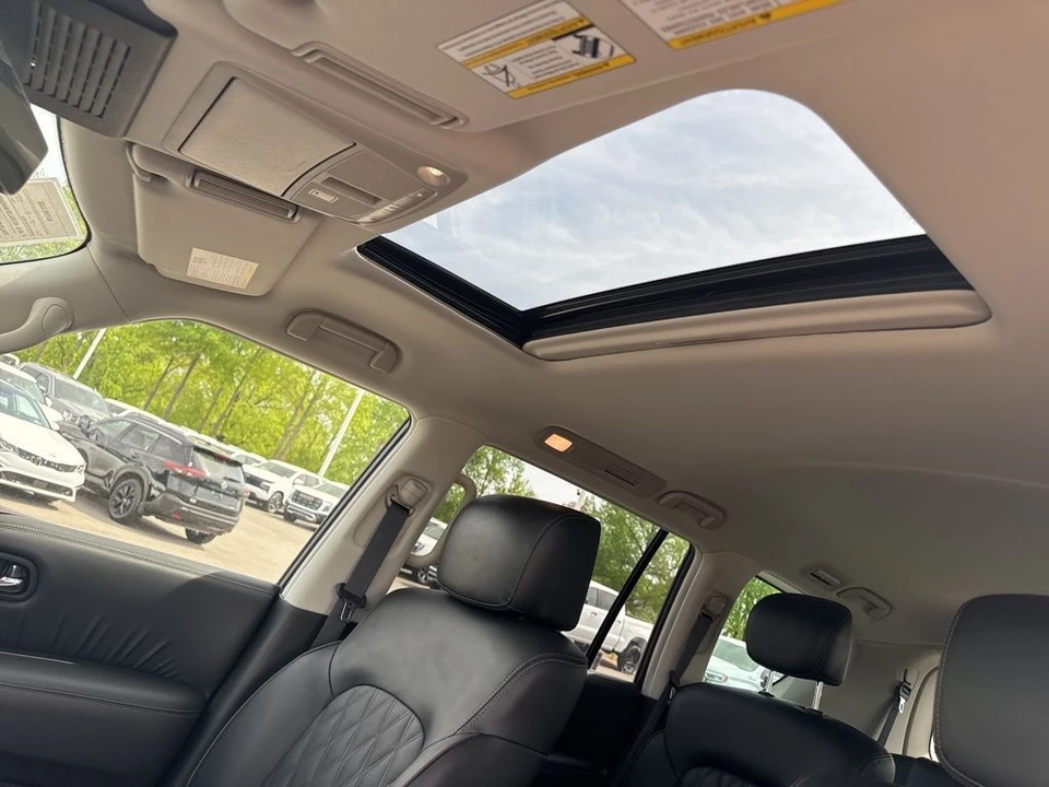 2023 Nissan Armada - Image 10 of 21