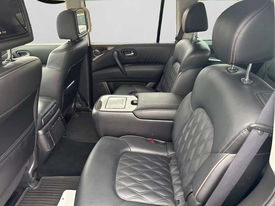 2023 Nissan Armada - Image 10 of 12