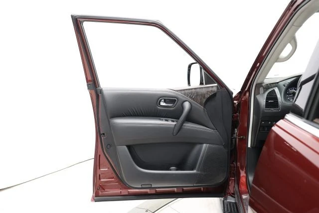 2023 Nissan Armada - Image 9 of 12