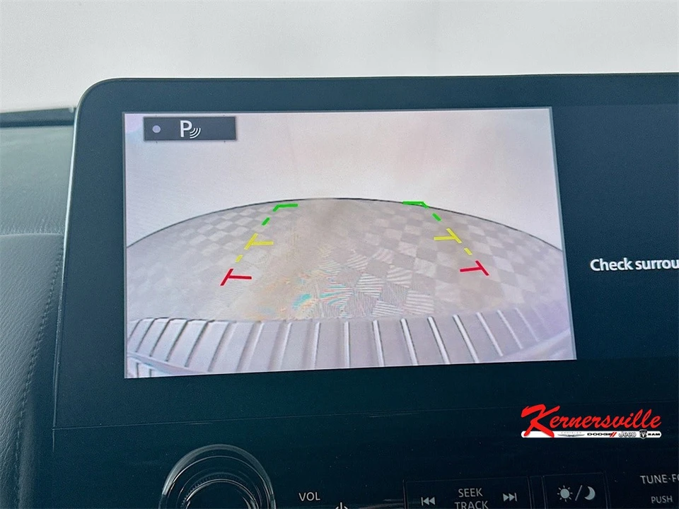 2023 Nissan Armada - Image 20 of 21