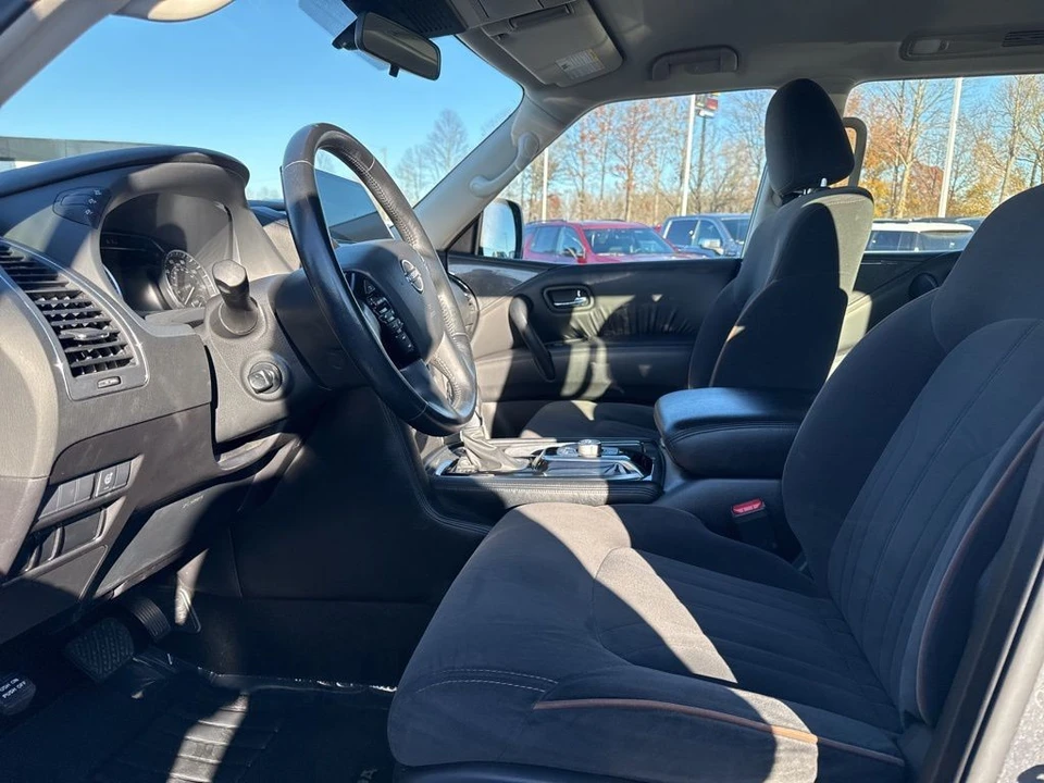 2023 Nissan Armada - Image 9 of 12