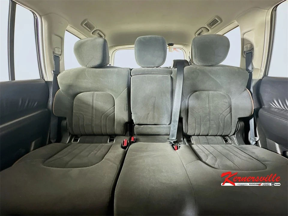 2023 Nissan Armada - Image 13 of 21