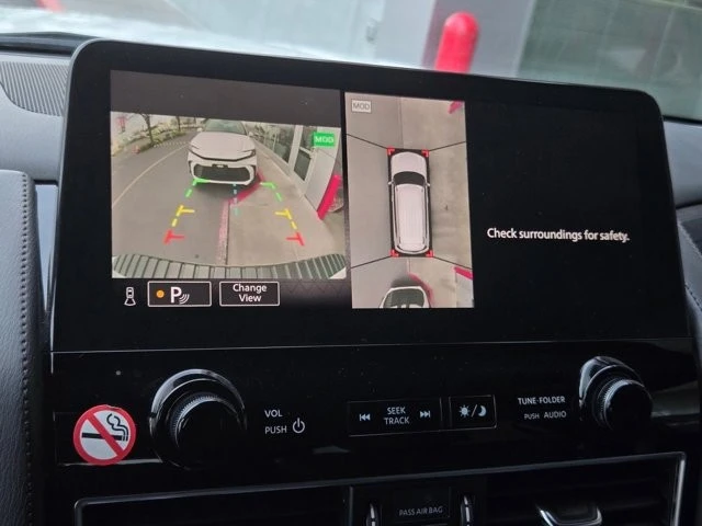 2023 Nissan Armada - Image 16 of 21