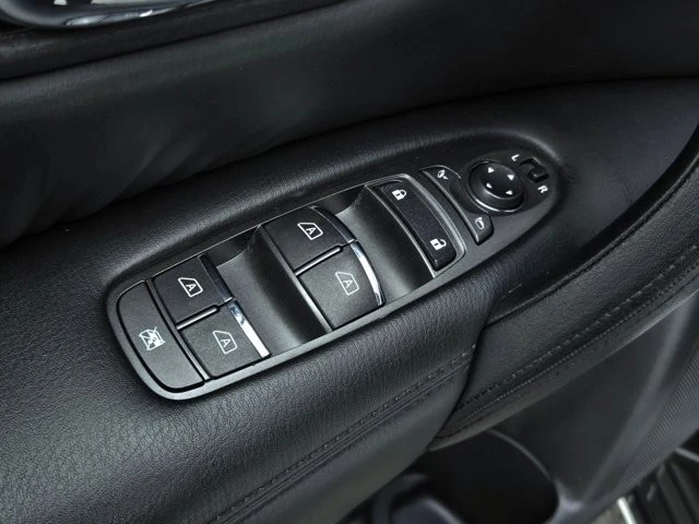2023 Nissan Armada - Image 10 of 21