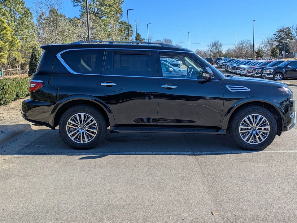2023 Nissan Armada - Image 3 of 12