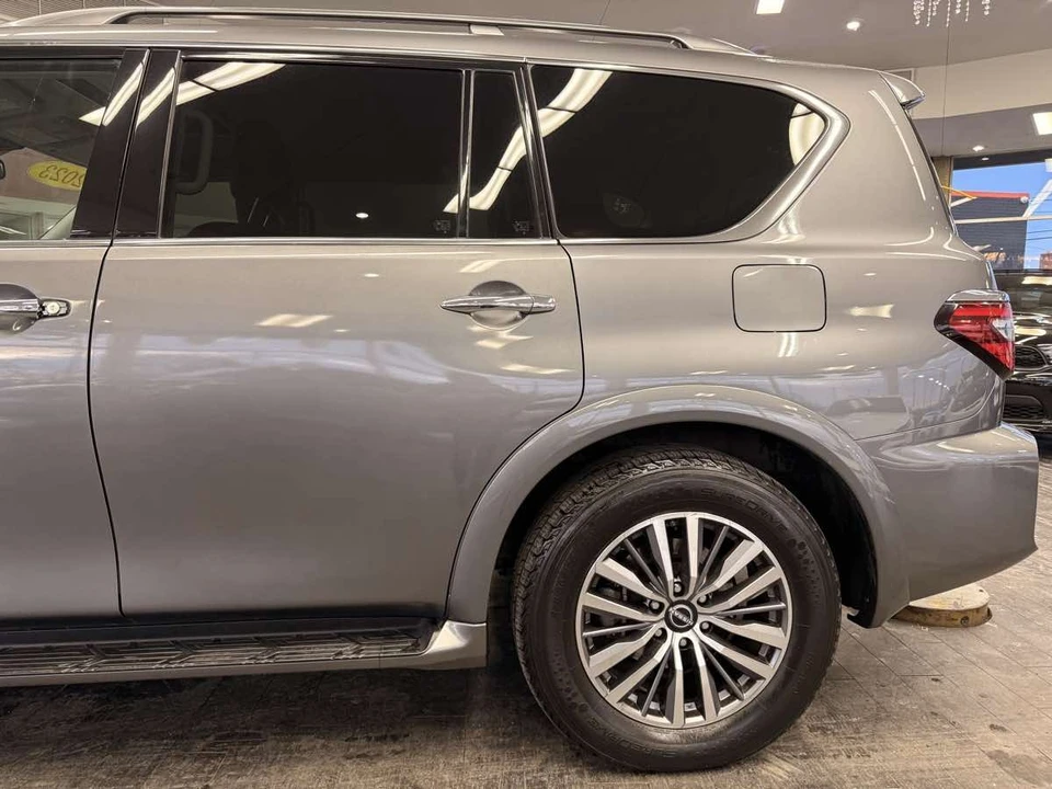 2023 Nissan Armada - Image 21 of 31