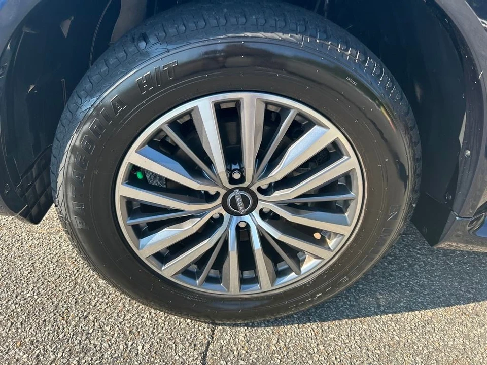 2023 Nissan Armada - Image 11 of 12