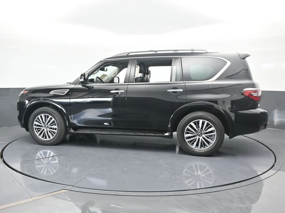 2023 Nissan Armada - Image 3 of 12
