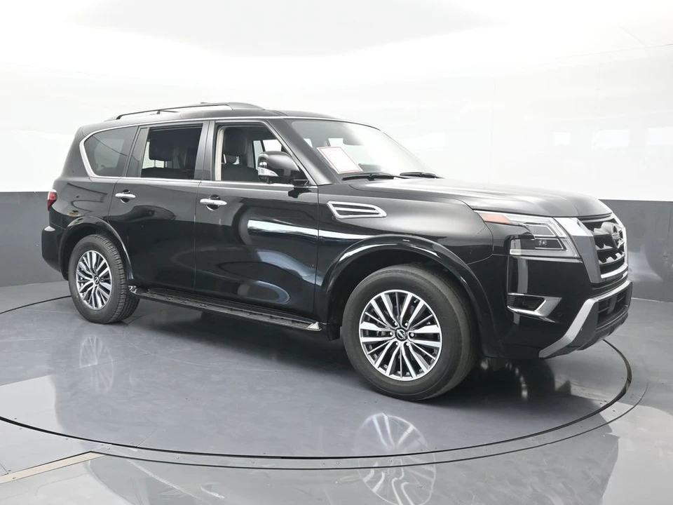 2023 Nissan Armada - Image 8 of 12