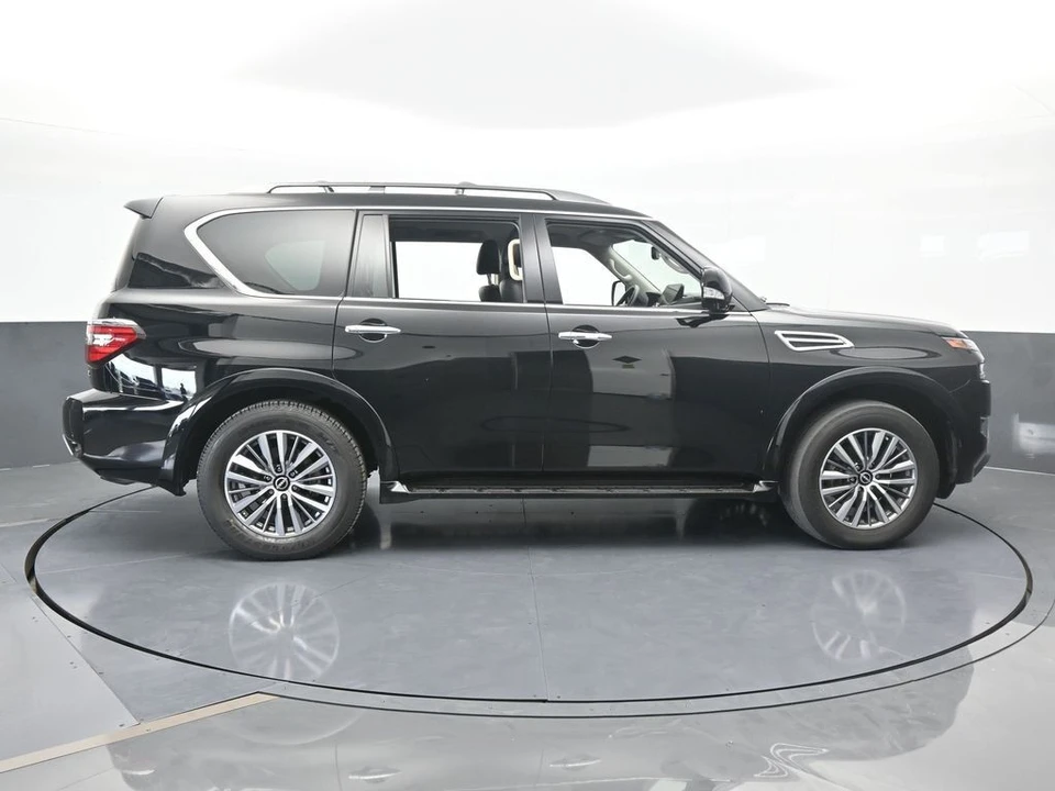2023 Nissan Armada - Image 7 of 12