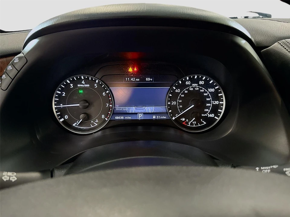 2023 Nissan Armada - Image 4 of 21