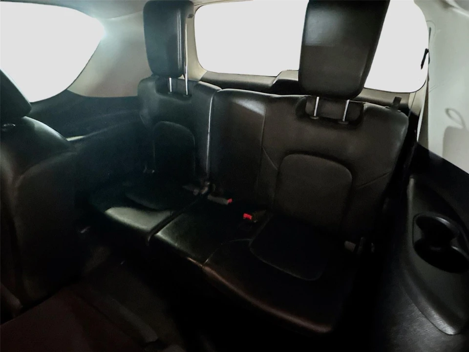 2023 Nissan Armada - Image 20 of 21