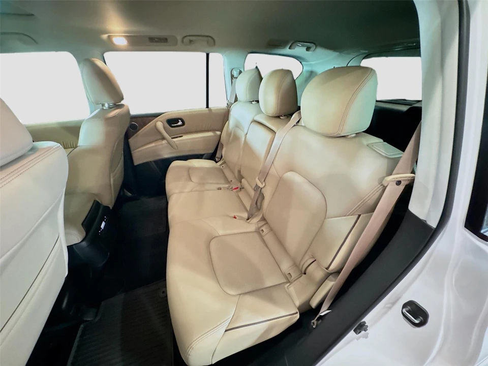 2023 Nissan Armada - Image 17 of 21