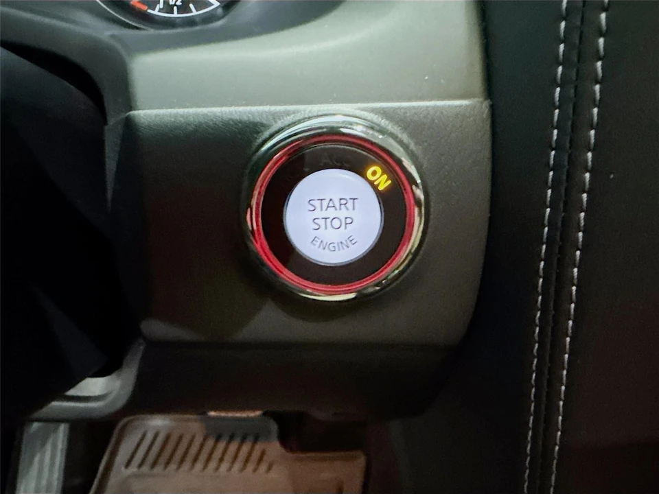 2023 Nissan Armada - Image 13 of 21