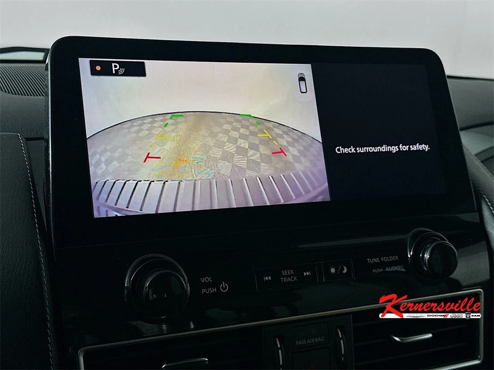 2023 Nissan Armada - Image 20 of 21