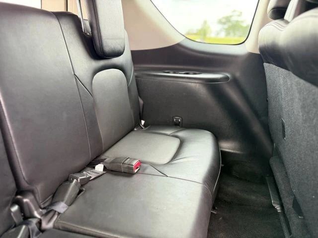 2023 Nissan Armada - Image 15 of 21