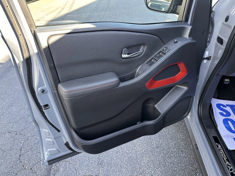 2023 Nissan Frontier 3rd Gen - Image 9 of 12