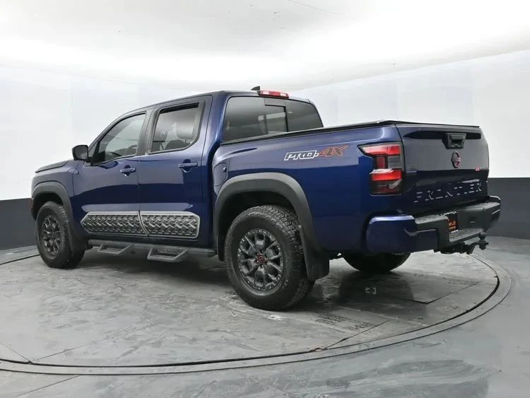 2023 Nissan Frontier 3rd Gen - Image 9 of 12