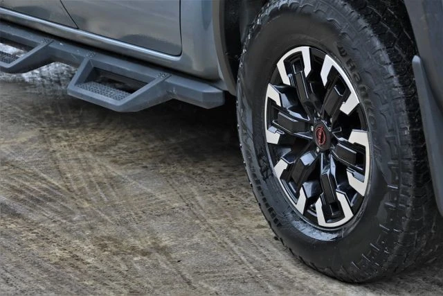 2023 Nissan Frontier 3rd Gen - Image 8 of 19