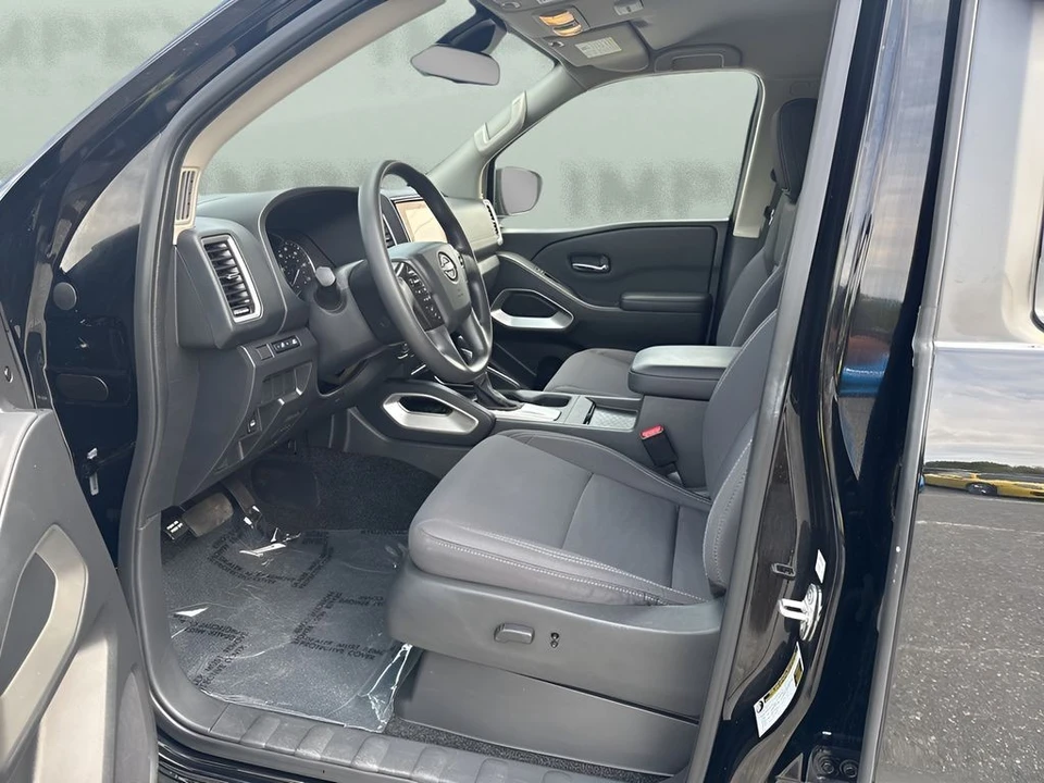2023 Nissan Frontier 3rd Gen - Image 9 of 12