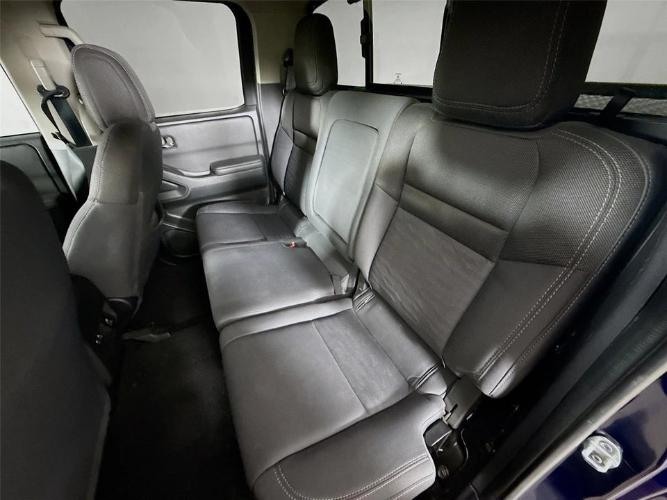 2023 Nissan Frontier 3rd Gen - Image 3 of 15