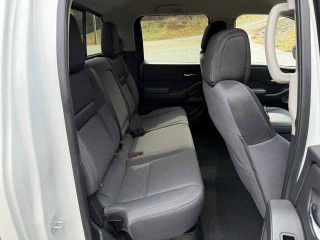 2023 Nissan Frontier 3rd Gen - Image 17 of 21