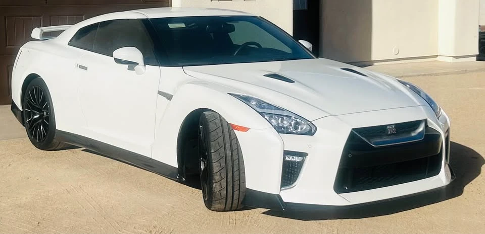 2023 Nissan R35 GT-R - Image 2 of 2