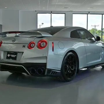 2023 Nissan GT-R Premium