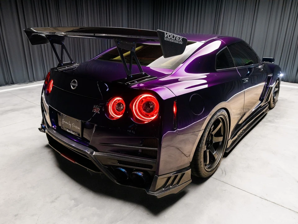 2023 Nissan R35 GT-R Premium - Image 18 of 31