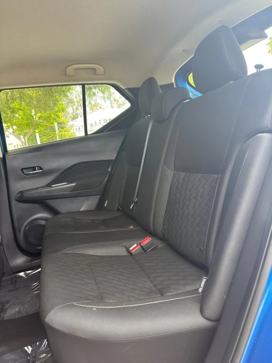 2023 Nissan Kicks - Image 7 of 10
