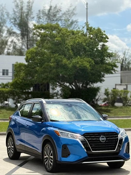 2023 Nissan Kicks - Image 3 of 10