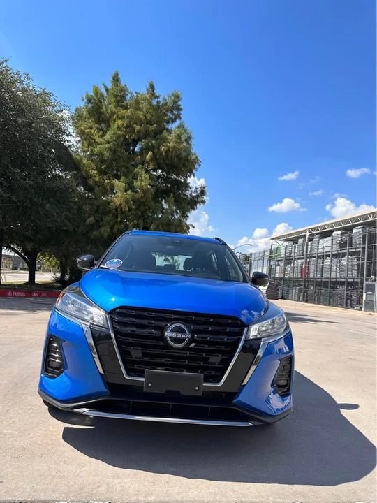 2023 Nissan Kicks - Image 2 of 8