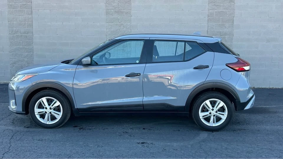 2023 Nissan Kicks - Image 3 of 13