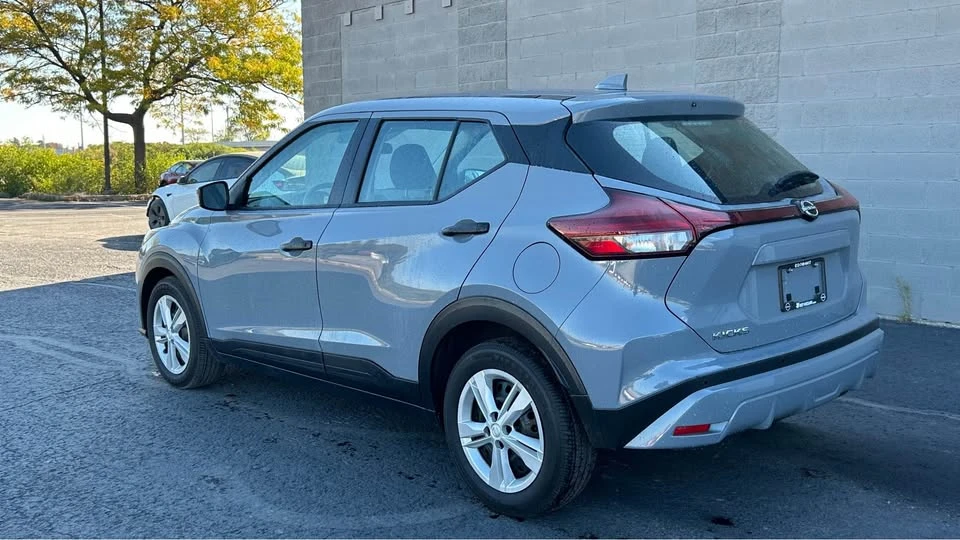 2023 Nissan Kicks - Image 4 of 12