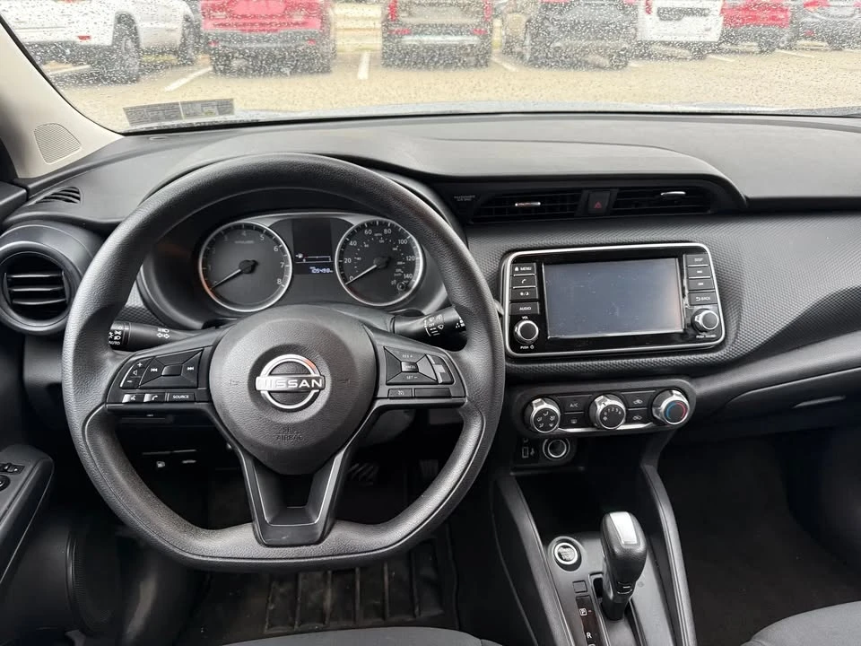 2023 Nissan Kicks - Image 9 of 14