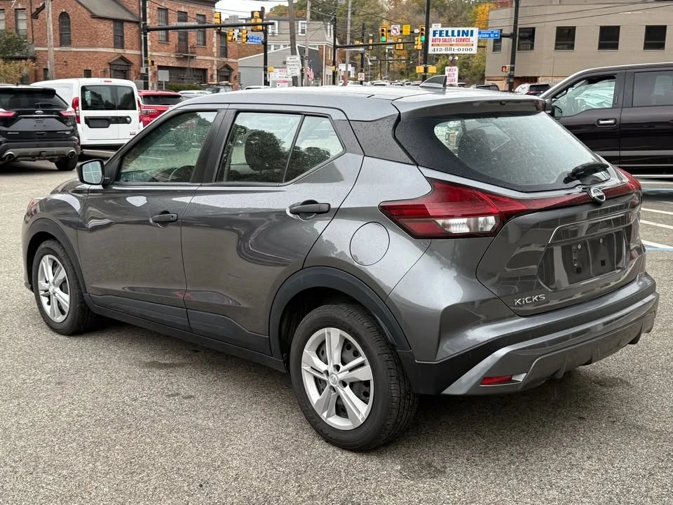 2023 Nissan Kicks - Image 3 of 14