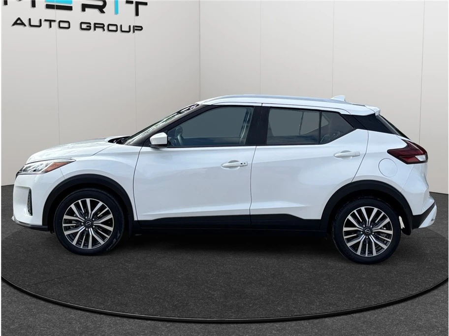 2023 Nissan Kicks - Image 5 of 21