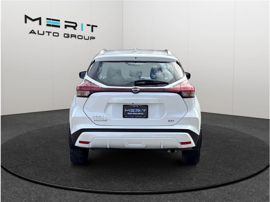 2023 Nissan Kicks - Image 8 of 21