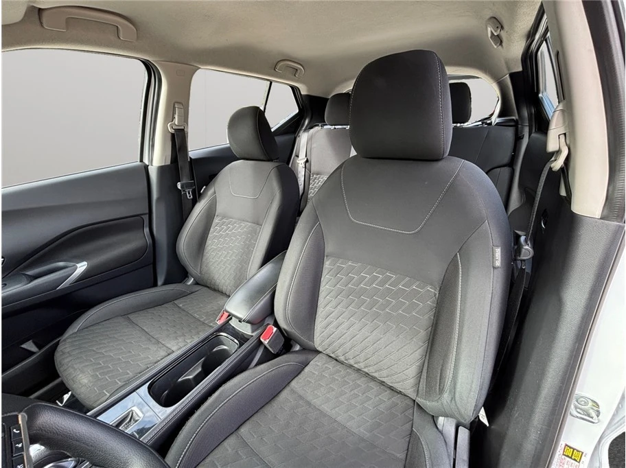 2023 Nissan Kicks - Image 18 of 21