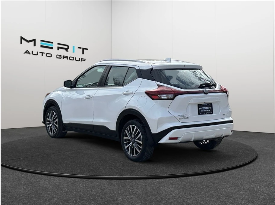 2023 Nissan Kicks - Image 7 of 21