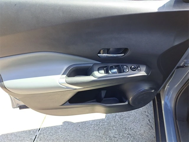2023 Nissan Kicks - Image 13 of 20