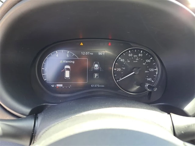 2023 Nissan Kicks - Image 16 of 20