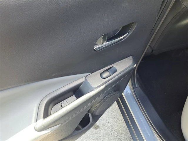 2023 Nissan Kicks - Image 10 of 20