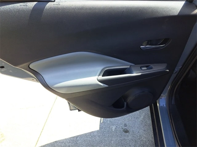 2023 Nissan Kicks - Image 9 of 20