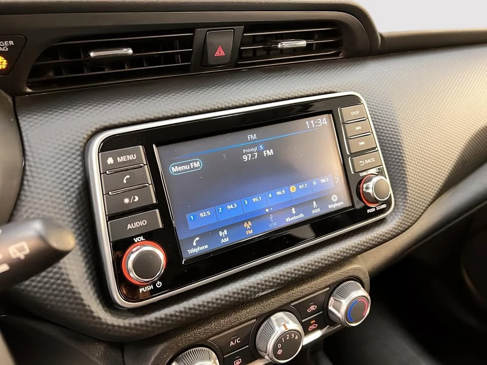 2023 Nissan Kicks - Image 15 of 20