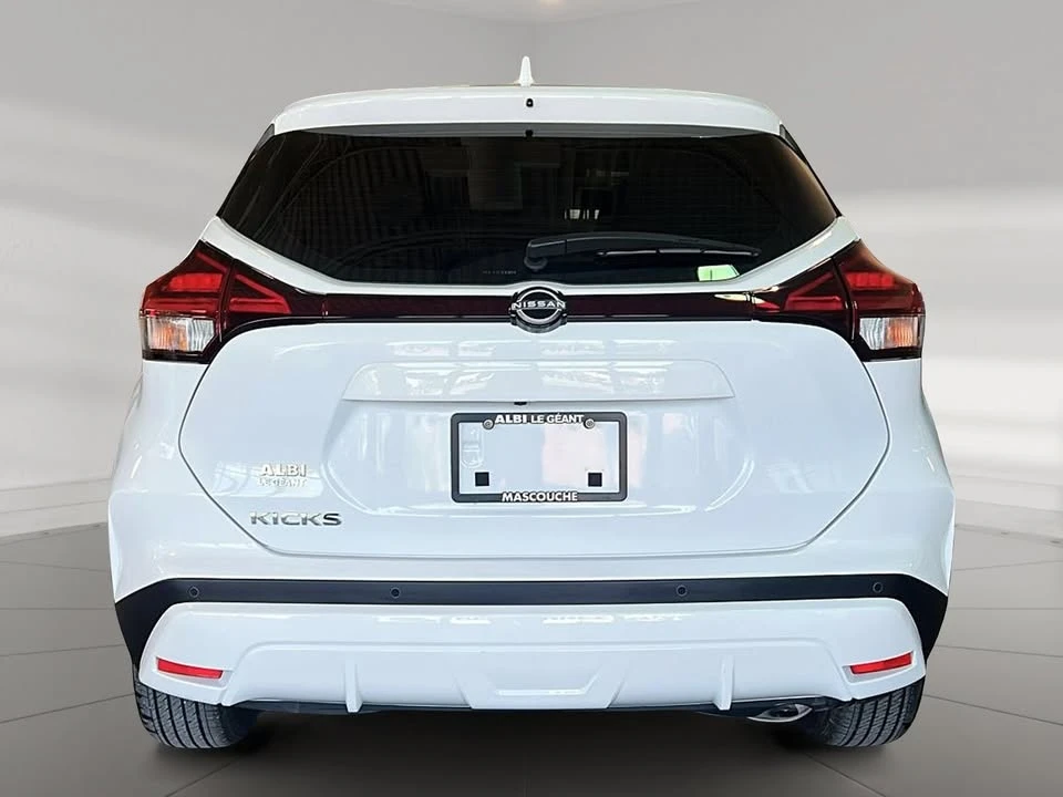 2023 Nissan Kicks - Image 5 of 17